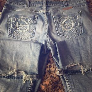 Size 30x33 Cowgirl Tuff Jean